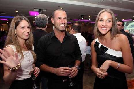 איילה, סער ובולבולון. צילום: איציק בירן איילה, סער ובולבולון. צילום: איציק בירן