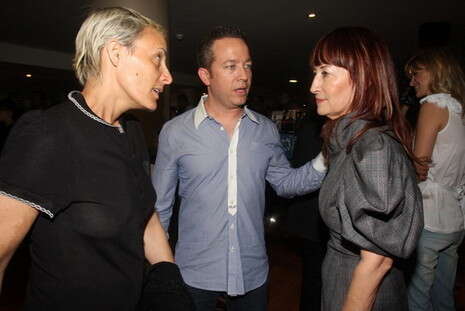 ציפי פינס , הבן גיא ואשתו רותי. ציפי פינס , הבן גיא ואשתו רותי.