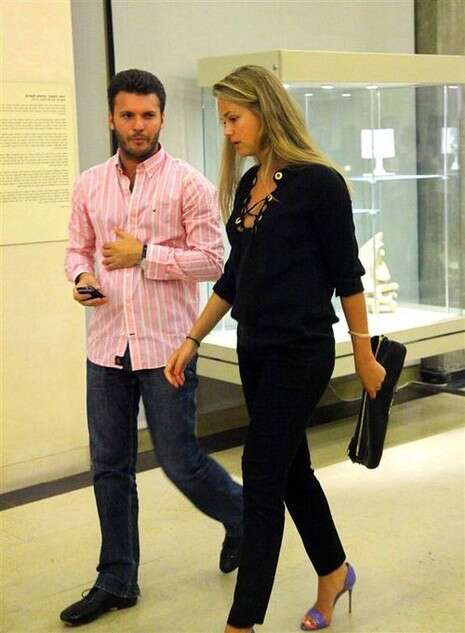 אסתי גינזבורג ושי אביטל אסתי גינזבורג ושי אביטל