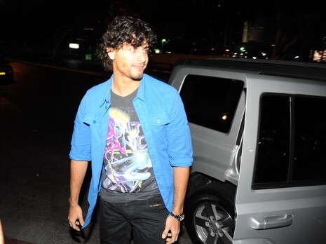 ���� ���