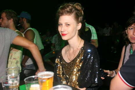 אמילי קרפל אמילי קרפל