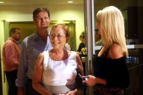 פנינה רוזנבלום עם יוספה וחיים יבין פנינה רוזנבלום עם יוספה וחיים יבין