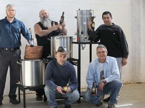 ענסל רוז ענסל רוז