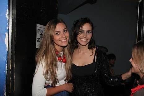 ���� ����