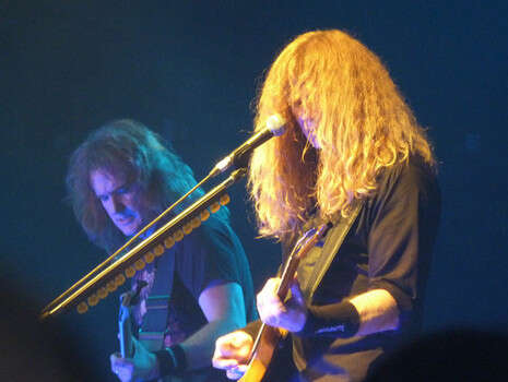 ���� ����