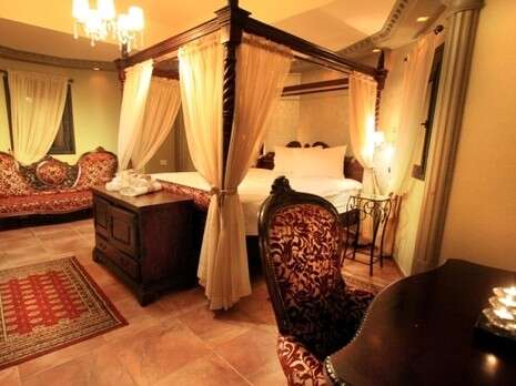 אלברט אדוט אלברט אדוט