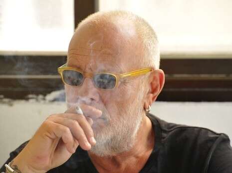 ���� ����