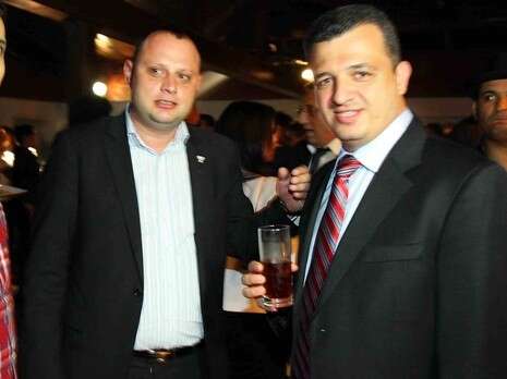 ���� �����