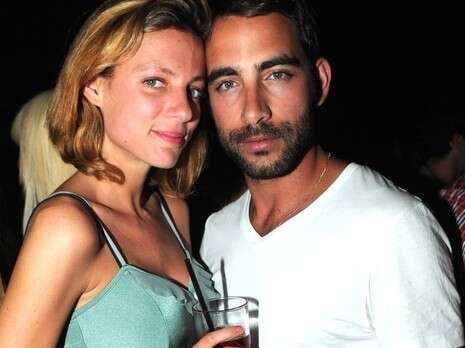 ��� ����