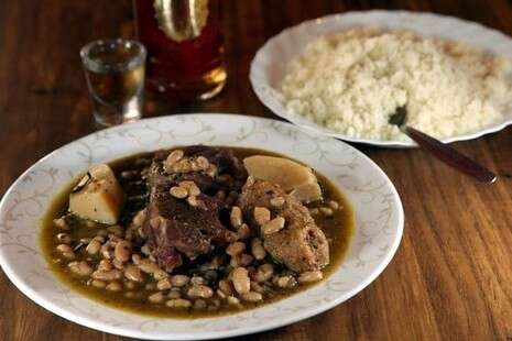 ���� ���