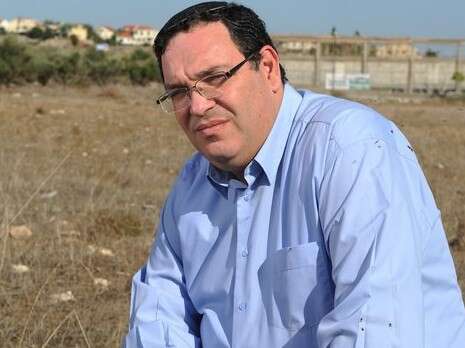 בא מתוך החינוך. שי פירון בא מתוך החינוך. שי פירון