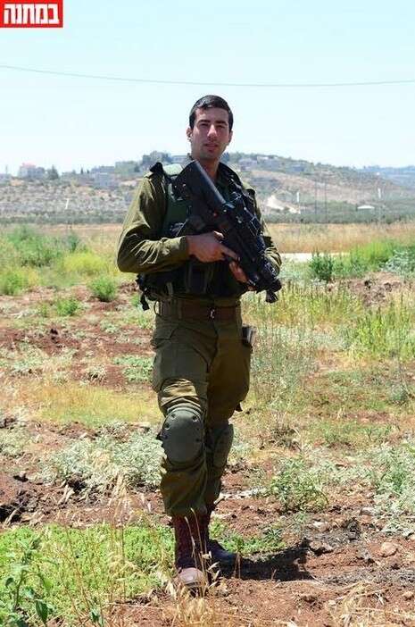 ספיר ברונזברג, עיתון במחנה ספיר ברונזברג, עיתון במחנה