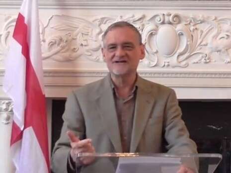 צילום מסך: מתוך ערוץ היוטיוב של The London Forum צילום מסך: מתוך ערוץ היוטיוב של The London Forum