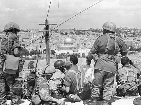 צילום: באדיבות ארכיון צה''ל במשרד הביטחון. צלם: עמוס צוקר. צילום: באדיבות ארכיון צה''ל במשרד הביטחון. צלם: עמוס צוקר.