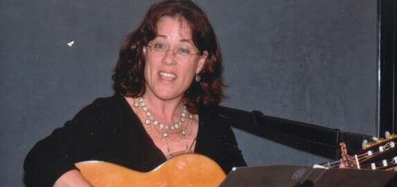 מעין נטעלי-סמולר מעין נטעלי-סמולר