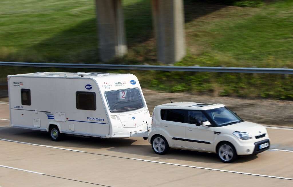 גרירה על ידי מכונית 003