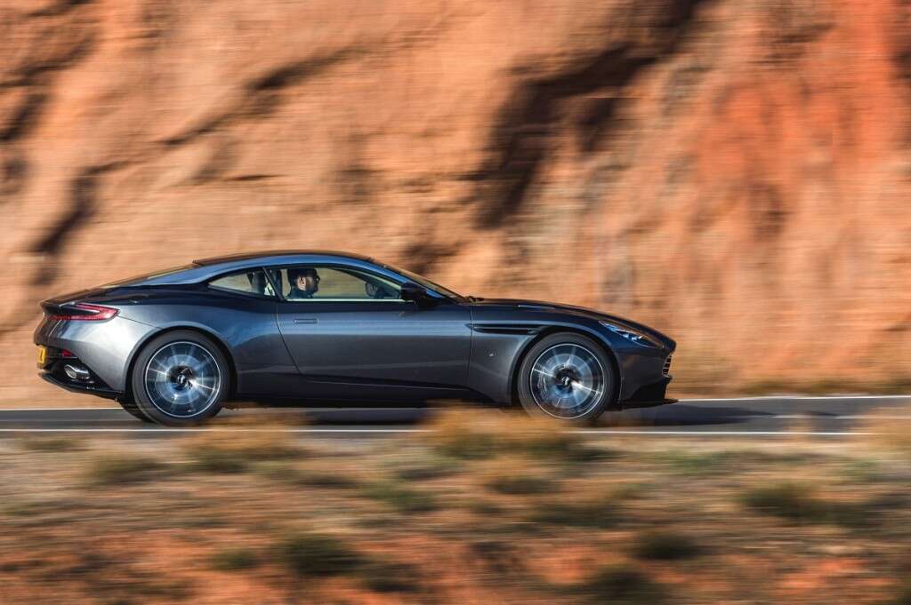אסטון מרטין DB11 - 003