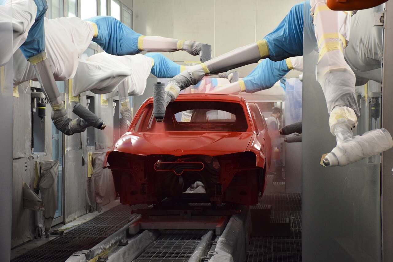 אילוסטרציה צבע מטאלי מופק בעבודת ילדים - 002