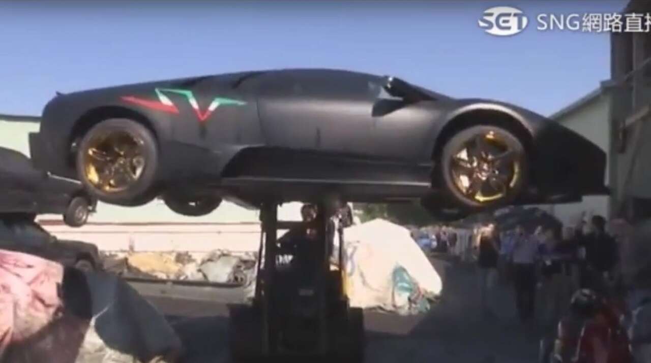 למבורגיני מורסיילגו מושמדת 002