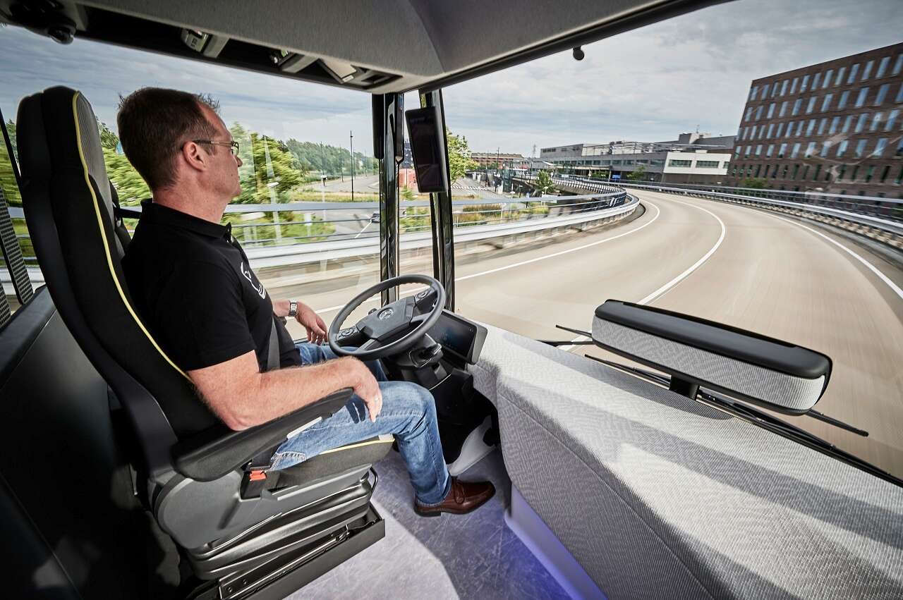 Weltpremiere: Mercedes-Benz Future Bus mit CityPilot -Meilenstein auf dem Weg zum autonom fahrenden Stadtbus