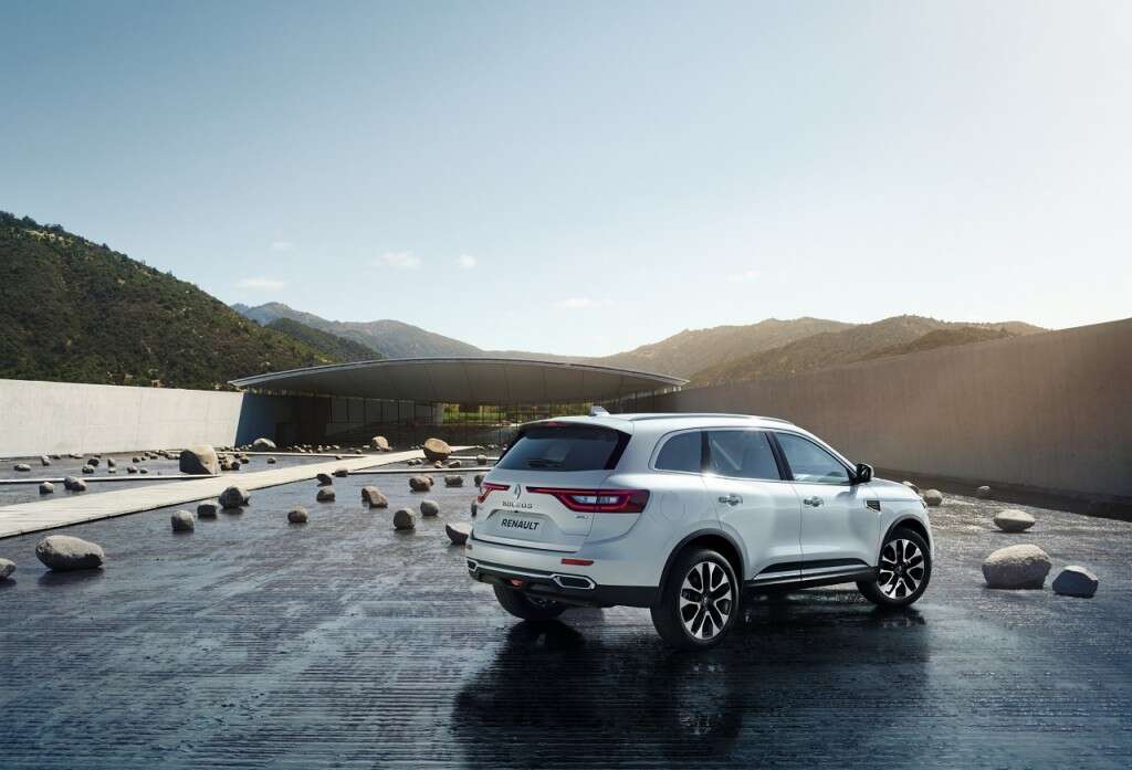 רנו קוליאוס 2016 - 005