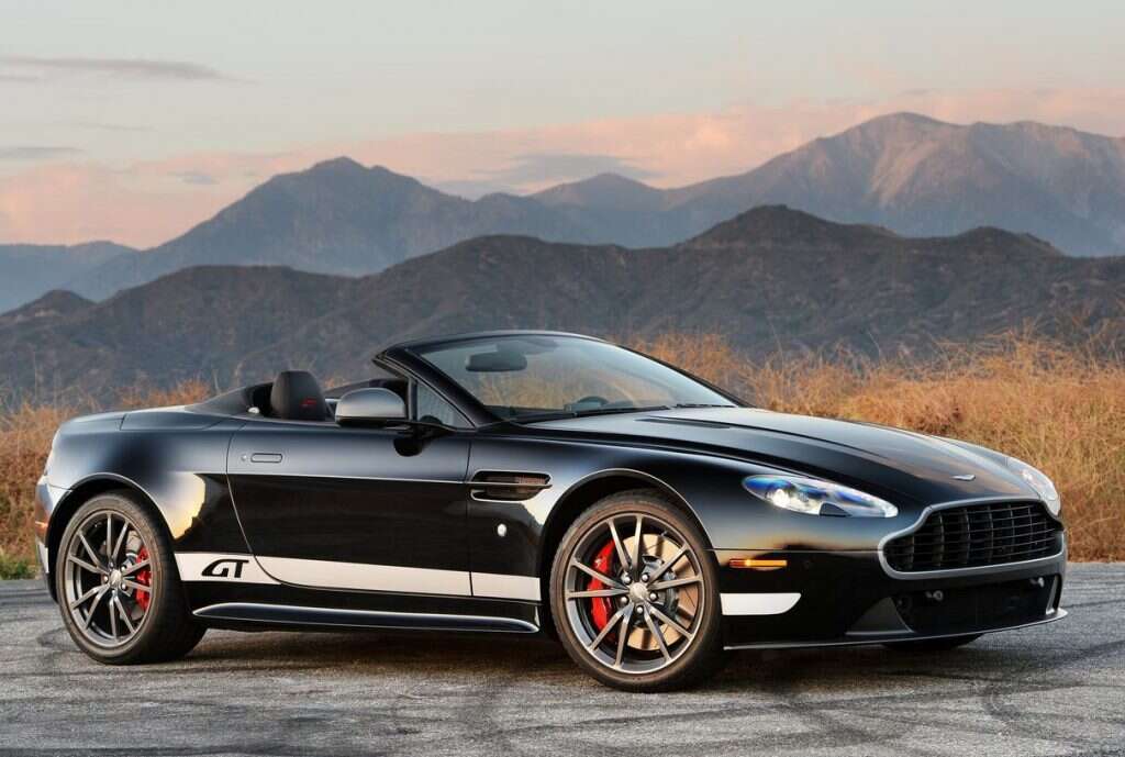 Aston_Martin-V8_Vantage_GT_Roadster-2015-1280-02