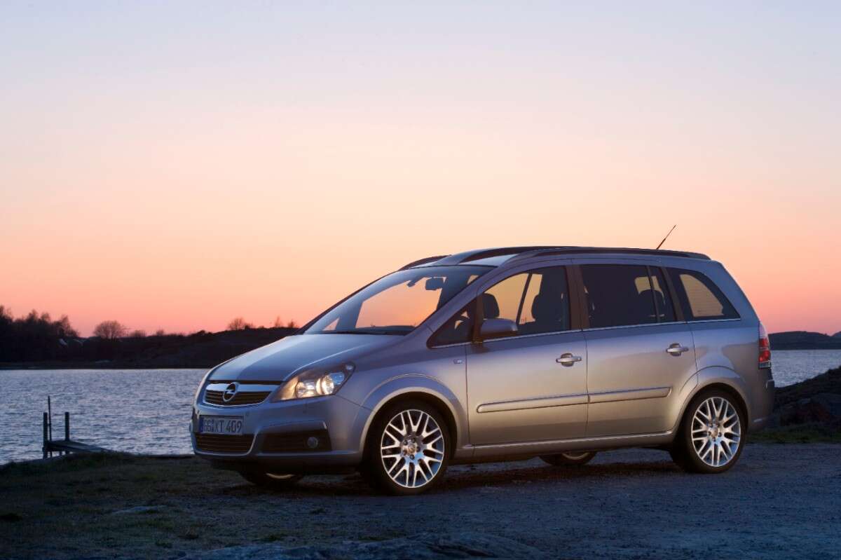 אופל זאפירה 2005-2012