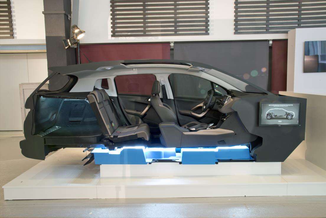 פלטפורמה חשמלית של פיגו סיטרואן 927