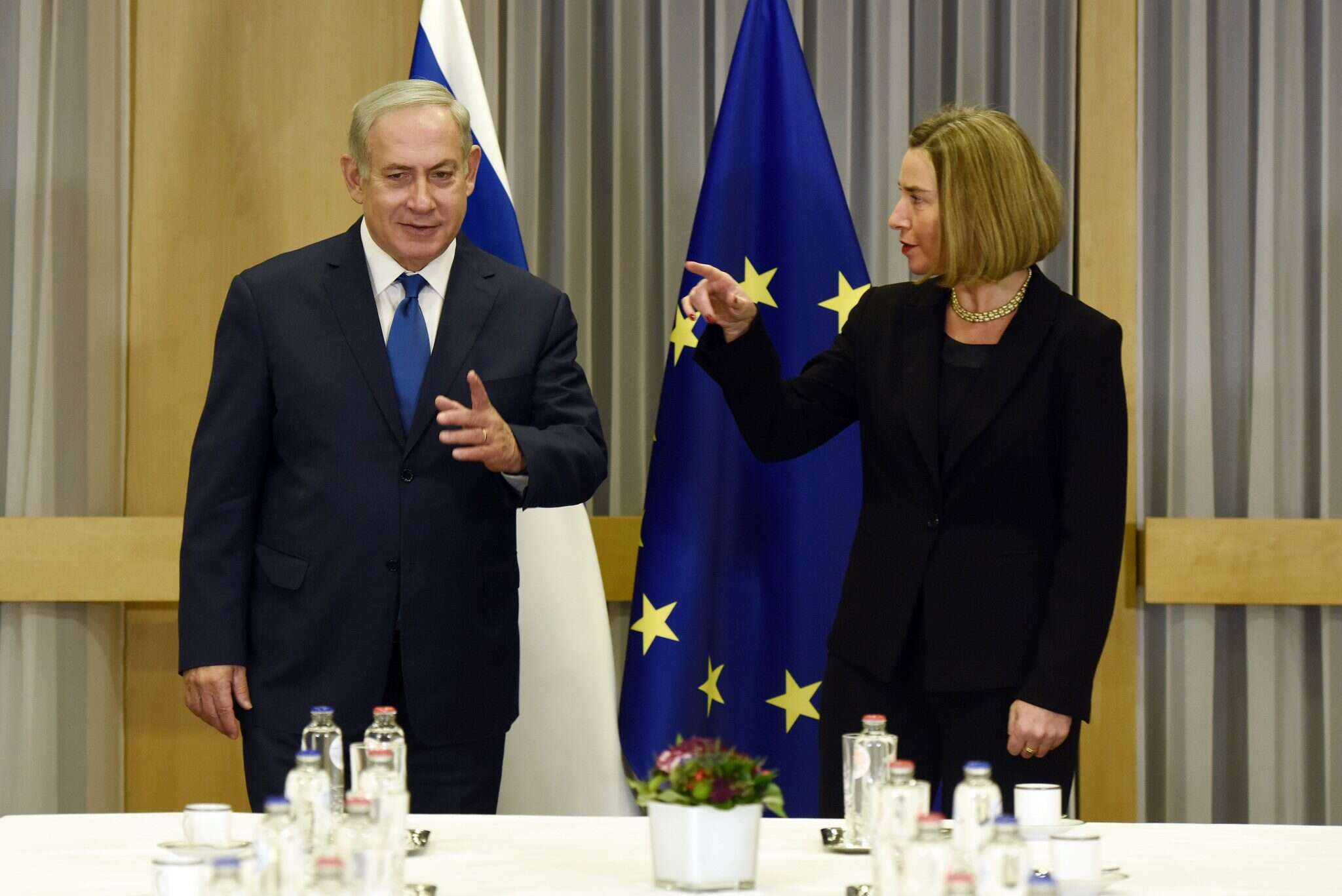 בנימין נתניהו והנציגה העליונה לענייני חוץ וביטחון של האיחוד האירופי פדריקה מוגריני. צילום: EPA צילום: EPA