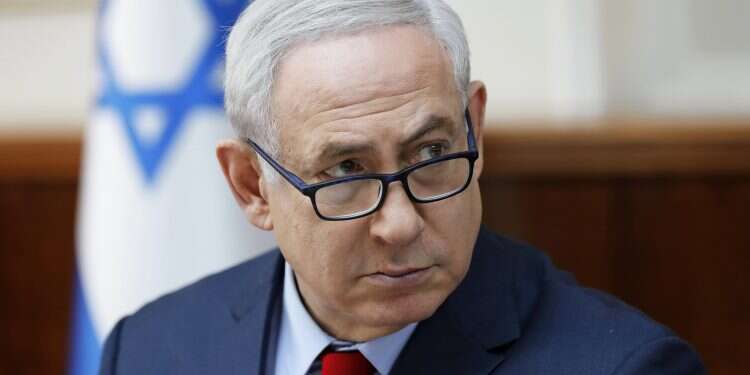 בנימין נתניהו. צילום: EPA "אנשים בימין משחקים לידיים של השמאל"