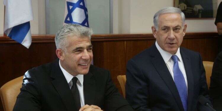 בנימין נתניהו ויאיר לפיד. צילום: מרק ישראל סלם  צילום: מרק ישראל סלם