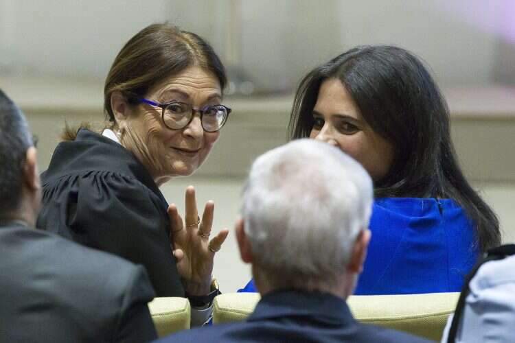 צילום: EPA JIM HOLLANDER