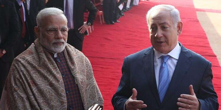 בנימין נתניהו ונרנדרה מודי. צילום: EPA צילום: EPA