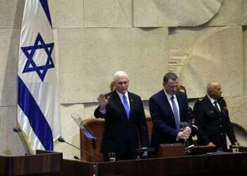 נאומו של פנס בכנסת: חיבוק אמריקני חם