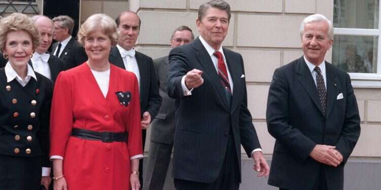 פערים בהצבעה בין המינים קיימים לפחות מהזמן שלו. נשיא ארה פערים בהצבעה בין המינים קיימים לפחות מהזמן שלו. נשיא ארה"ב המנוח, רונלד רייגן. צילום: AFP