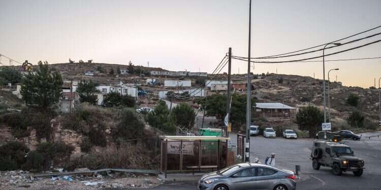 צומת הטי בגבעת אסף, צילום: נועם מוסקוביץ' צילום: נועם מוסקוביץ'