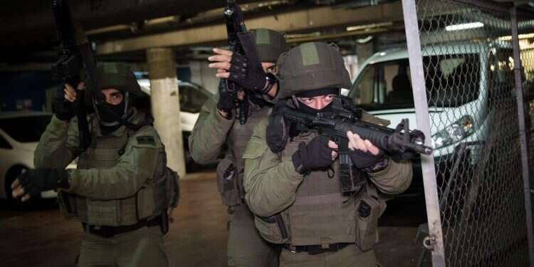 יחידת המסערבים של מג יחידת המסערבים של מג"ב. צילום: יונתן זינדל\פלאש90