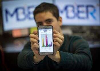 אפליקציית MBER. צילום: יונתן זינדל/פלאש 90