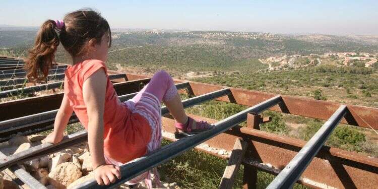חוות גלעד. צילום: מרים צחי צילום: מרים צחי