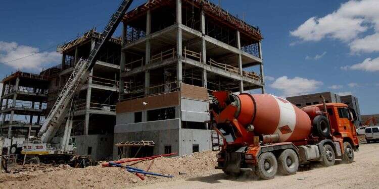 בניית עיר הבה צילום: יוסי אלוני