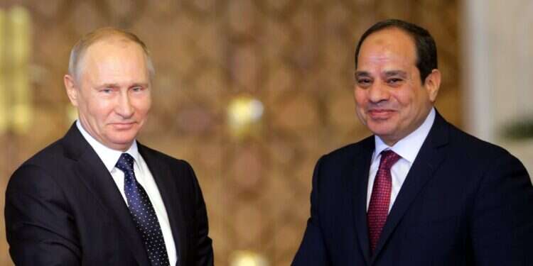 נשיאי מצרים ורוסיה בקהיר. צילום: EPA צילום: EPA