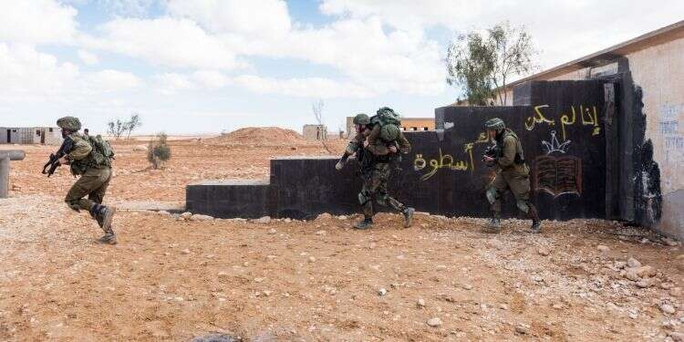 לוחמי צה''ל בתרגיל. צילום אילוסטרציה: דו''צ צילום אילוסטרציה: דו''צ