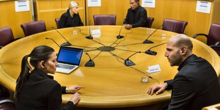 השימוע. צילום: כפיר בולוטין צילום: כפיר בולוטין