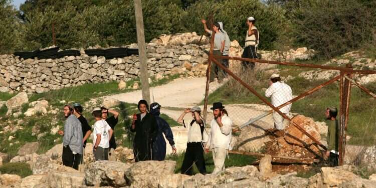 נוער גבעות בחברון. אילוסטרציה. צילום: EPA צילום: EPA