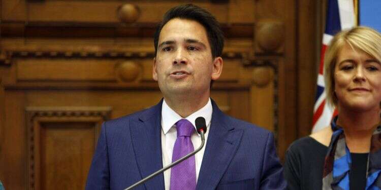 סימון ברידג'ס. צילום: AP צילום: AP