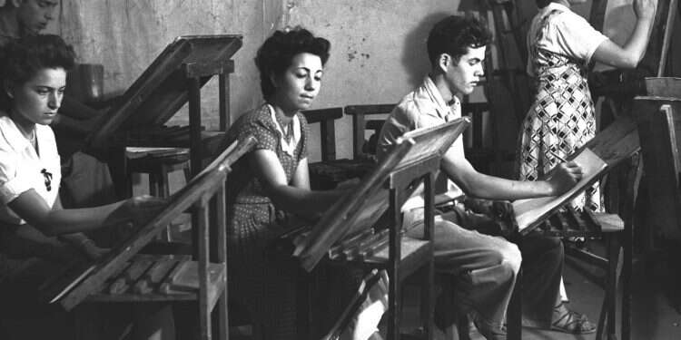 ביץת הספר לאמנות בצלאל, 1950. צילום: בראונר טדי, לע צילום: בראונר טדי, לע"מ