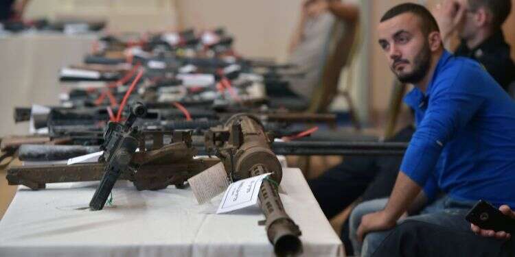 הנשק שנתפס. צילום: גיל אליהו ג'יני צילום: גיל אליהו ג'יני