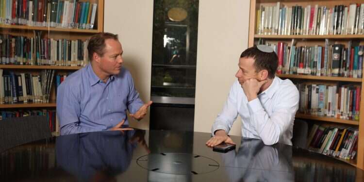 עמית סגל ויוחנן פלסנר. צילום: מרים צחי צילום: מרים צחי