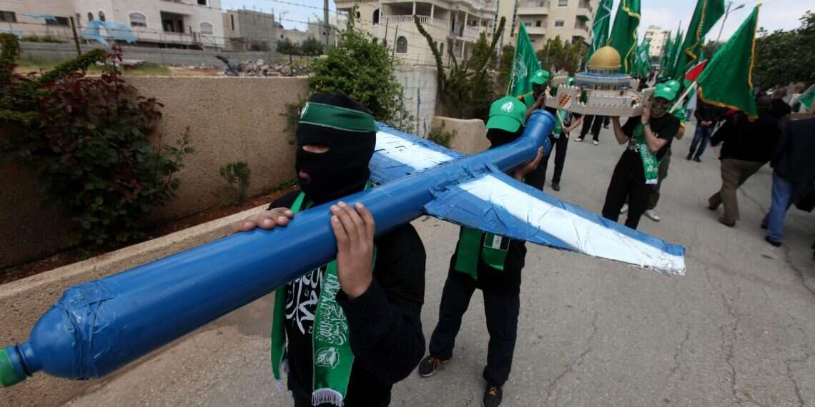 מצעד באוניברסיטה האיסלאמית בעזה. צילום: EPA צילום: EPA