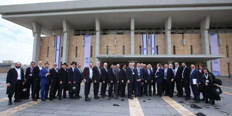 המשלחת היהודית בכנסת. צילום: שלומי כהן צילום: שלומי כהן